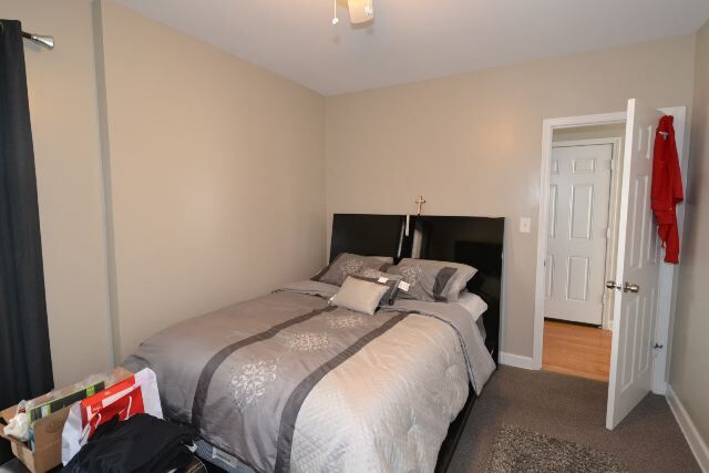 Building Photo - 5222 N Sawyer Ave