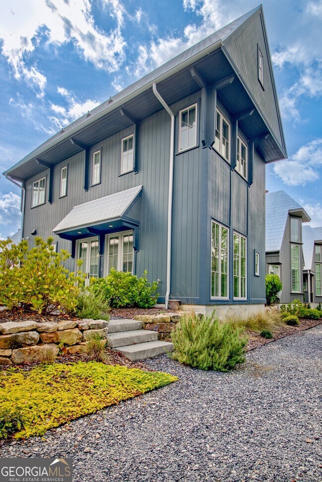 Building Photo - 120 Channing Ln