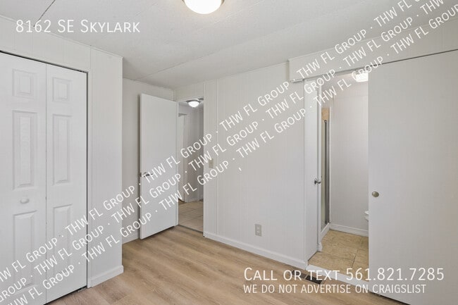 Building Photo - 8162 SE Skylark-