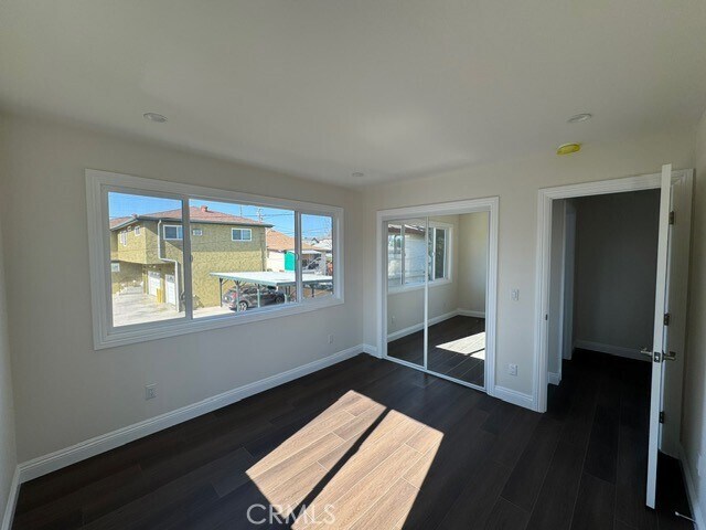 Building Photo - 435 S Hidalgo Ave