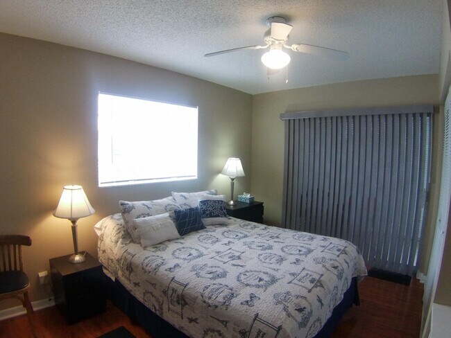 Building Photo - 133 Normandy Ln