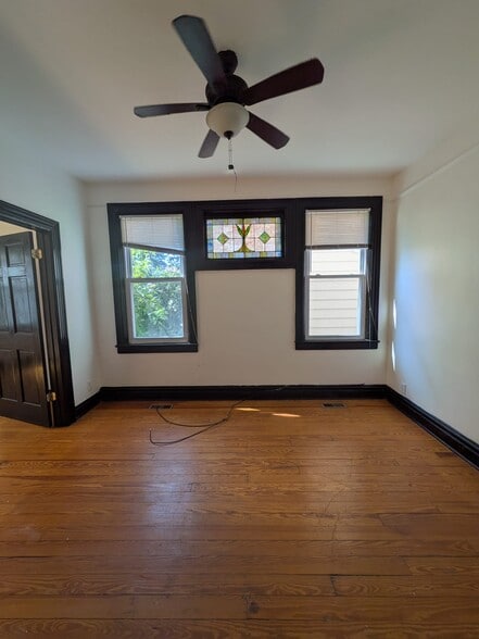 Building Photo - 16 E 31st St