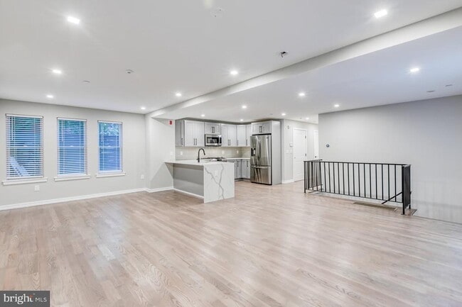 Building Photo - 2026 Spring Garden St