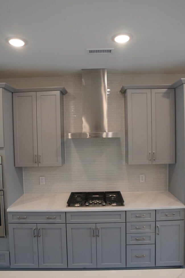 Building Photo - 2709 Hunter Woods Dr