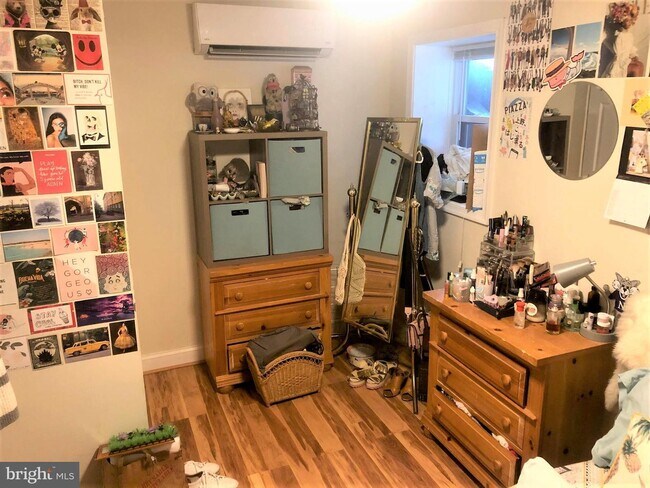 Building Photo - 1631 6th St NW