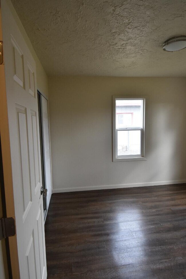 Building Photo - 2515 Wiard St