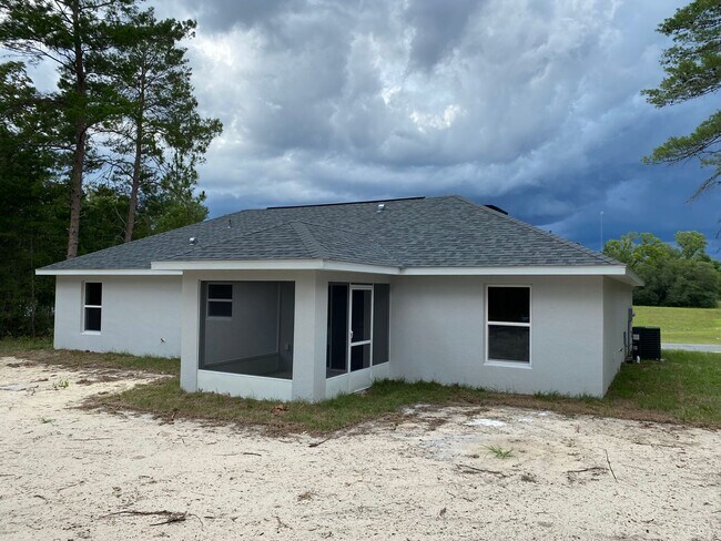 Building Photo - 4490 SW 150th Pl