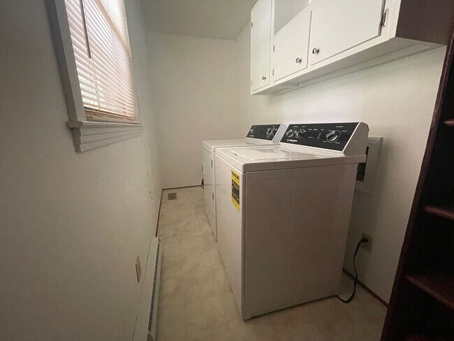 Building Photo - Lillington