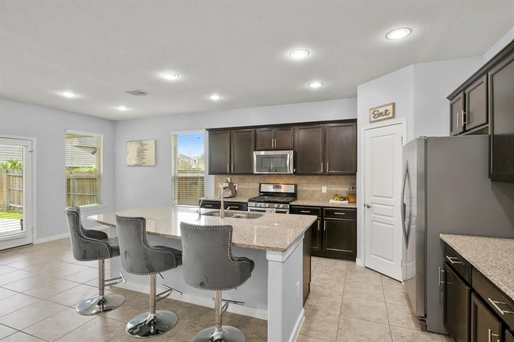 Building Photo - 19911 Mulberry Pine Ln