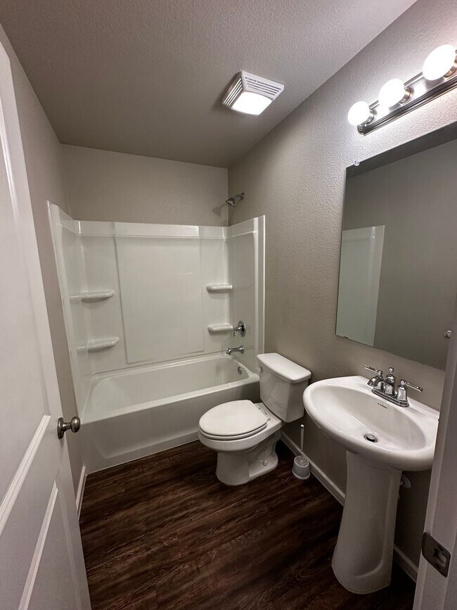 Building Photo - Available July 21st in Upland West: Awesom...