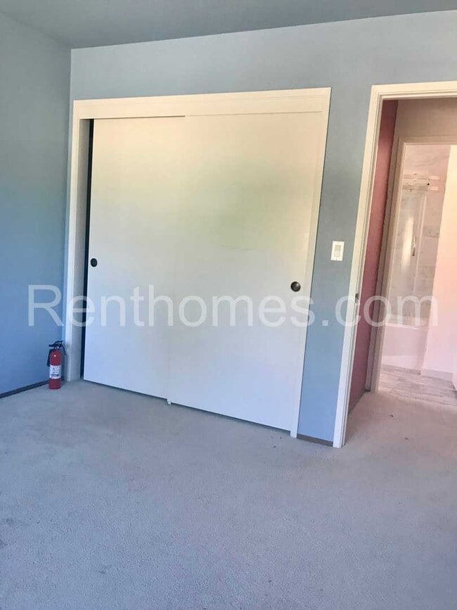 Building Photo - 11245 Forestview Ln