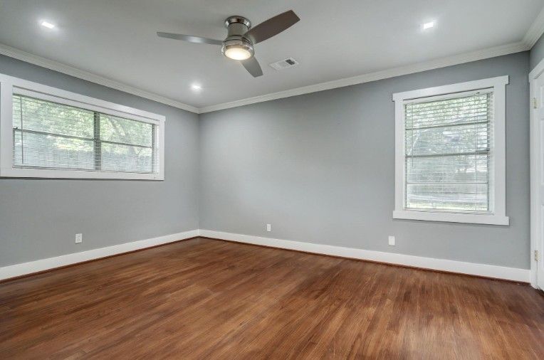 Building Photo - 7151 Edgemoor Dr