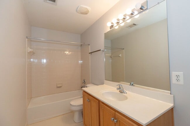 Building Photo - 391 Sheerer Dr