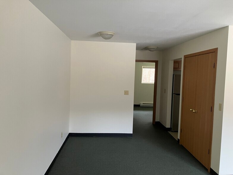 Building Photo - 15577 Ohio 691