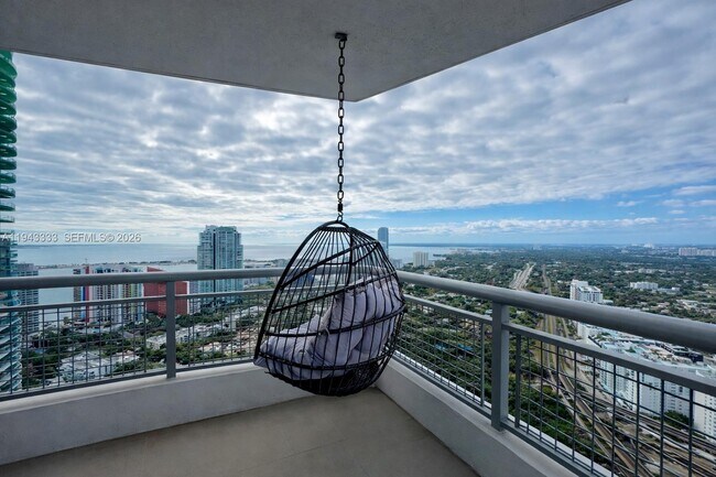 Building Photo - 60 SW 13th St