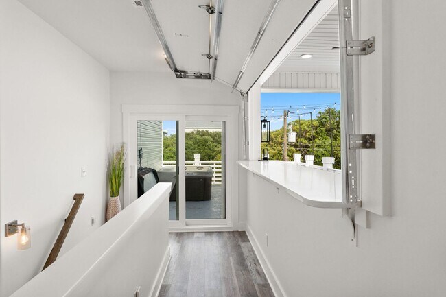 Building Photo - 1416 Snapper Ln