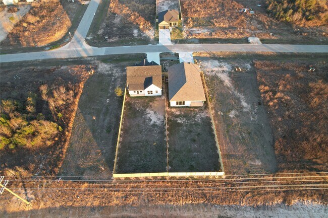 Building Photo - 11141 Rd 5503