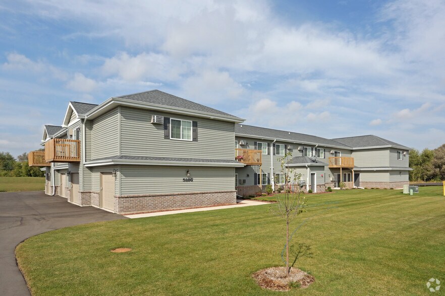 COBBLESTONE ESTATES 560 Fenton St Ripon WI 54971 Apartment Finder