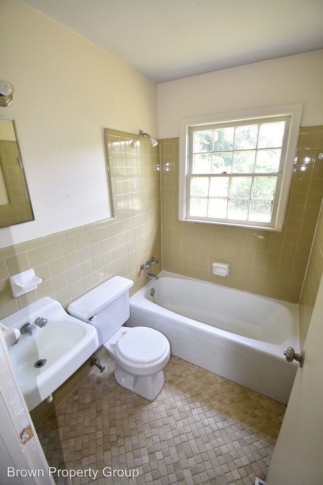 Building Photo - 4320 Longhill Pt