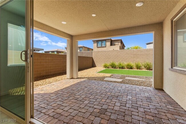 Building Photo - 767 Tallgrass St