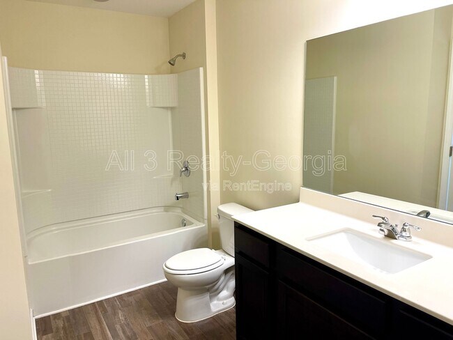 Building Photo - 11971 Fuller St