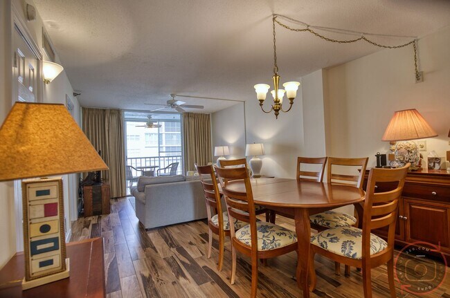 Building Photo - Seasonal Short-Term Furnished Condo availa...