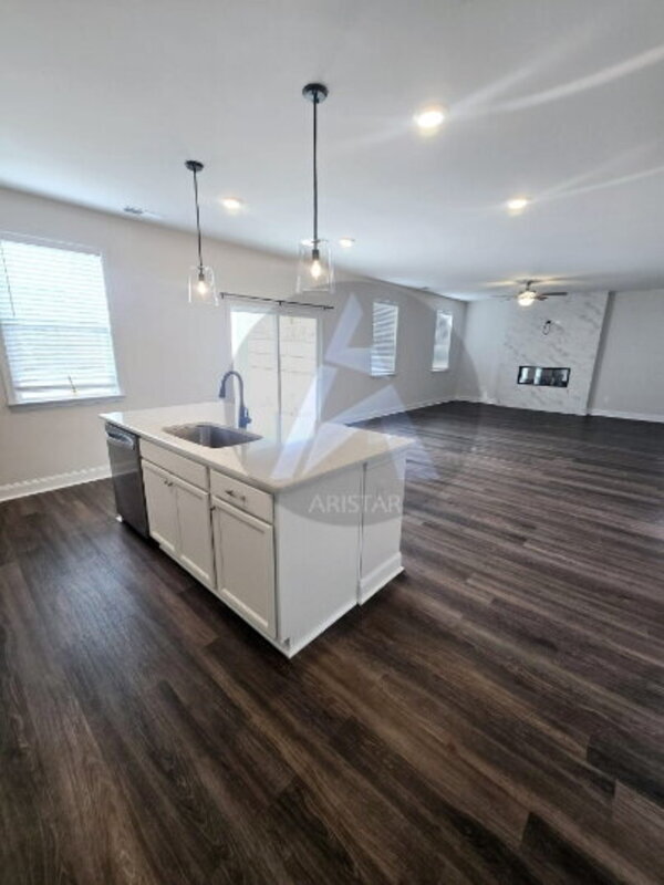 Building Photo - 19 Rushing View Glen