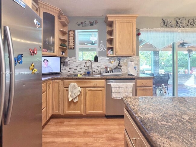 Building Photo - 10965 SW 116th St