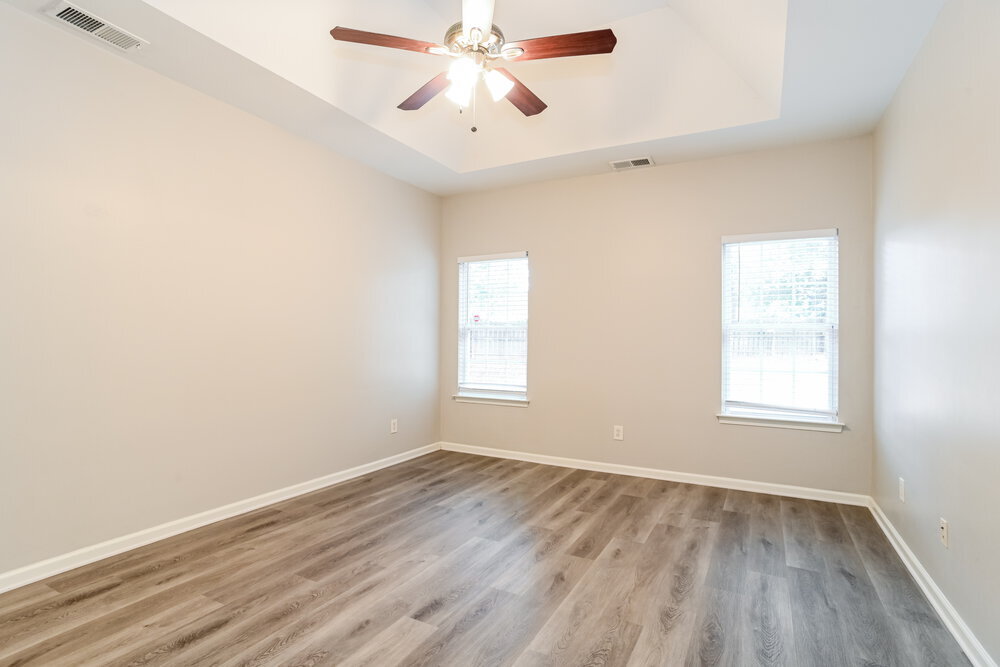 Building Photo - 5001 Shocco Ln