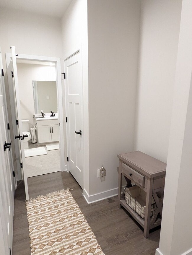 Building Photo - Gorgeous Newer Construction Home (2022) in...
