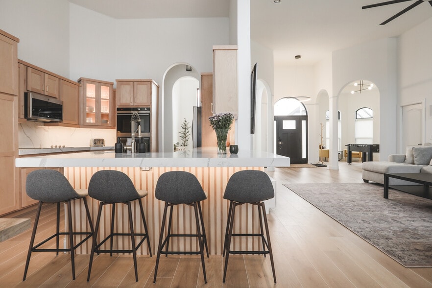 Building Photo - 2010 Merlin Dr