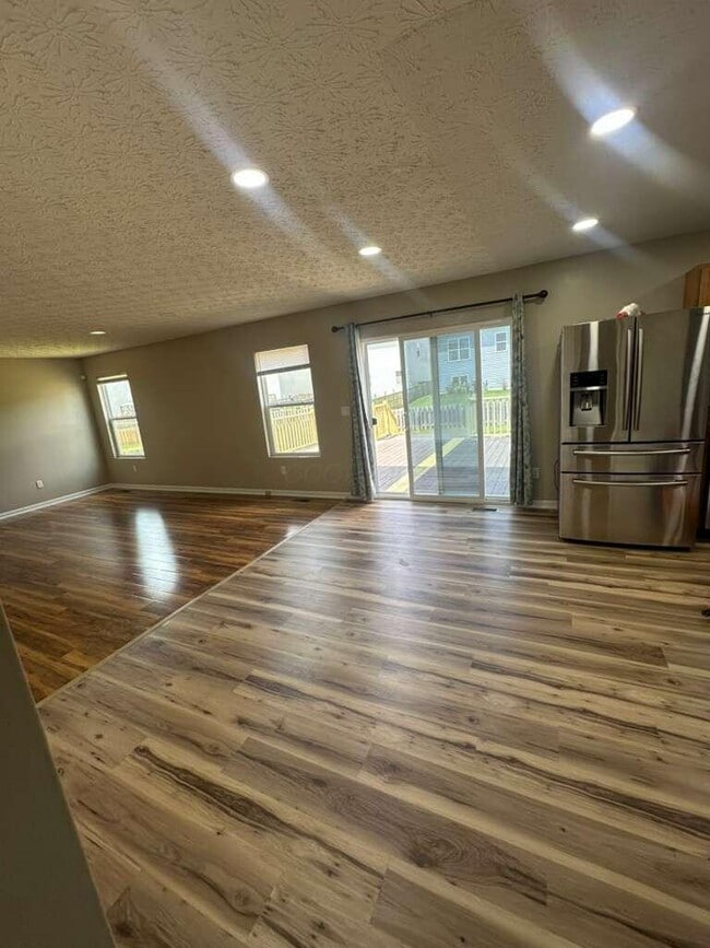 Building Photo - 2397 Angelfire Dr
