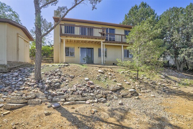 Building Photo - 2270 Sandia Dr