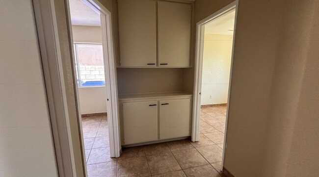 Building Photo - Charming Single Family Home! Available 8/10/2026 -HOME IS CURRENTLY OCCUPIED!