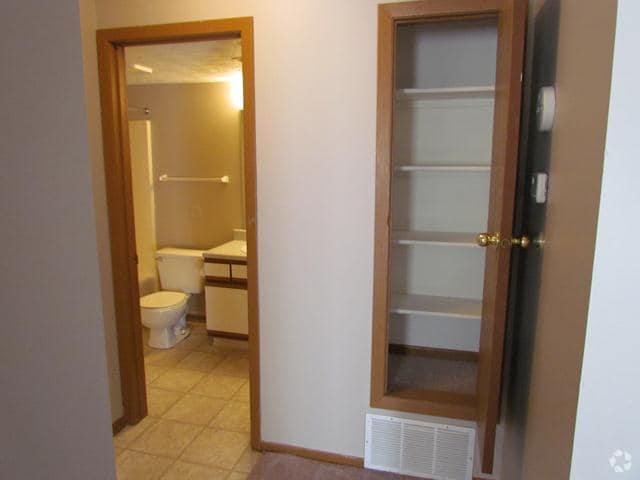 Bathroom - Southwinds Apartments