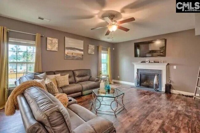 Building Photo - 1161 Beechfern Cir