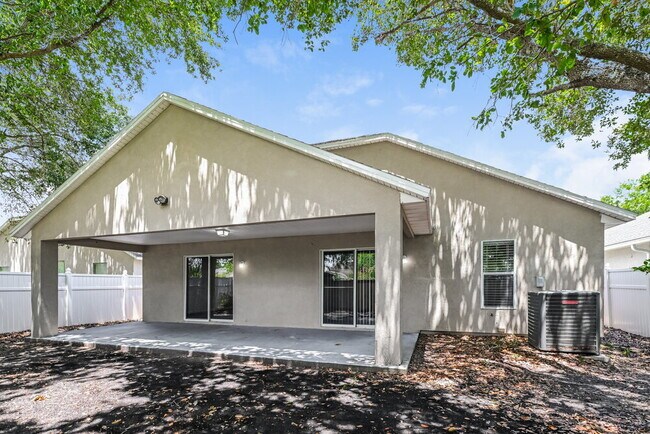 Building Photo - 12586 Brookchase Ln