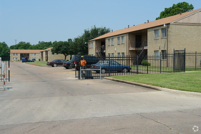 Building Photo - Sunlight Manor Apartments