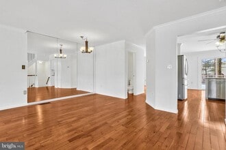 Building Photo - 7413 Salford Ct