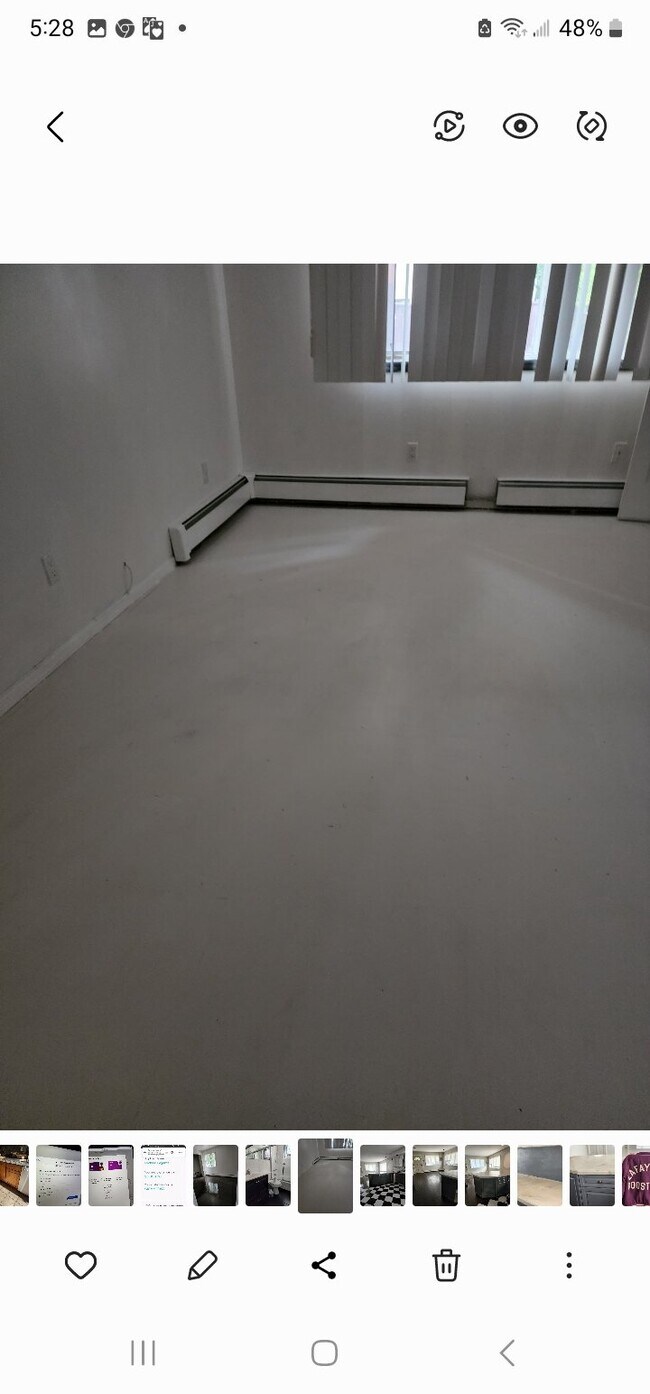 Building Photo - 207 Eylandt St