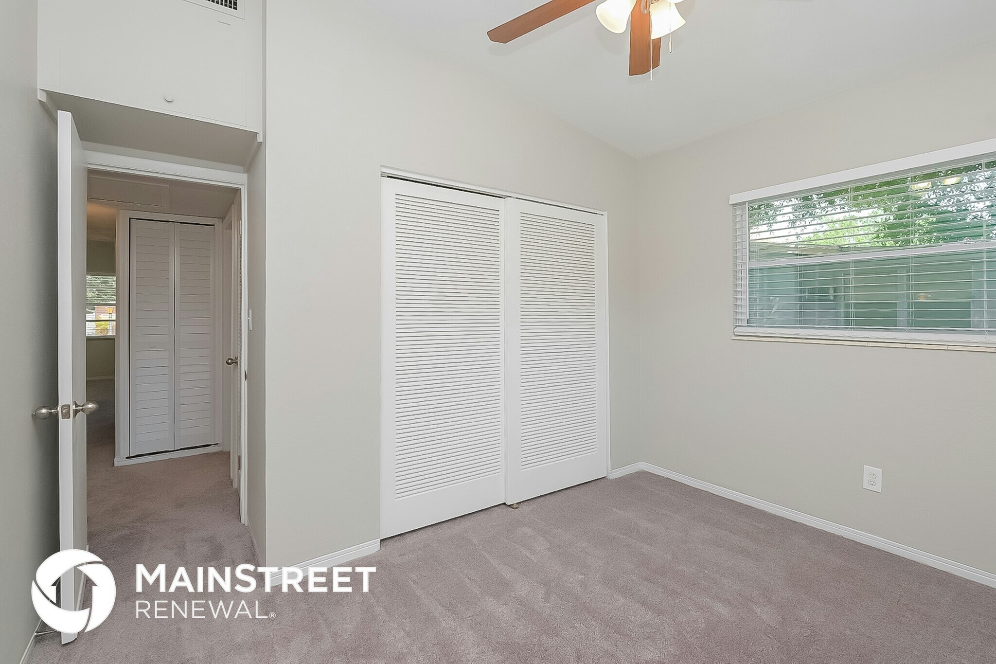 Building Photo - 5290 48th Ave N