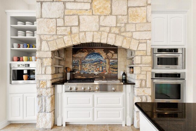 Building Photo - 3113 Ski Shores Terrace