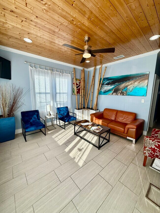 Building Photo - 2312 37th St