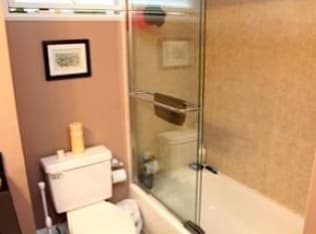 Building Photo - Conveniently Located South Boston Condo Pr...