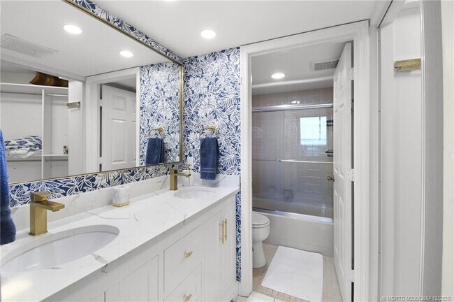 Building Photo - 9500 S Ocean Dr