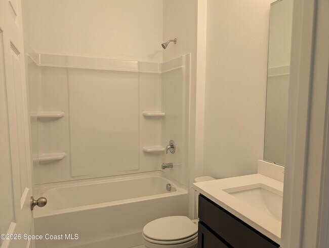 Building Photo - 938 Soleway Ave NW