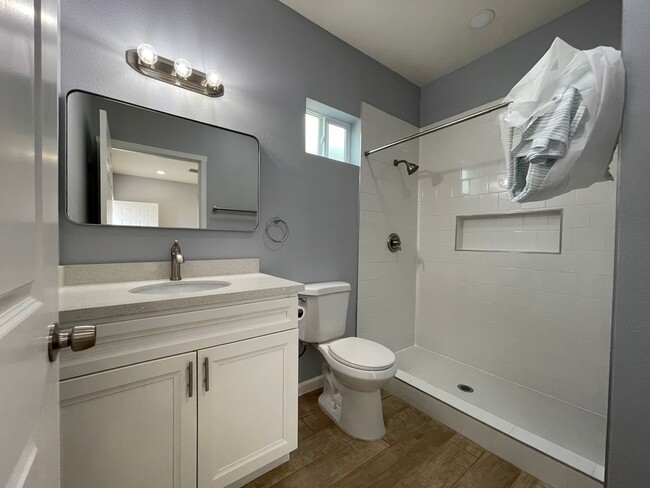 Building Photo - Brand new 1 bedroom 1 bath duplex in San D...