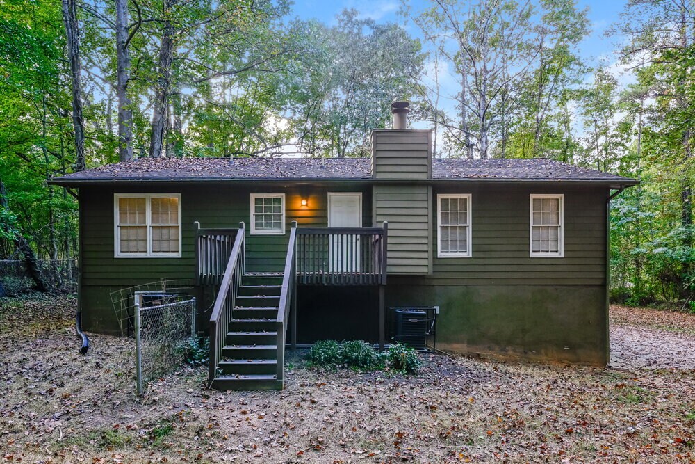 Building Photo - 235 Ashland Dr