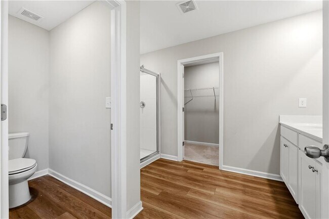 Building Photo - 21 Golden Eagle Pkwy