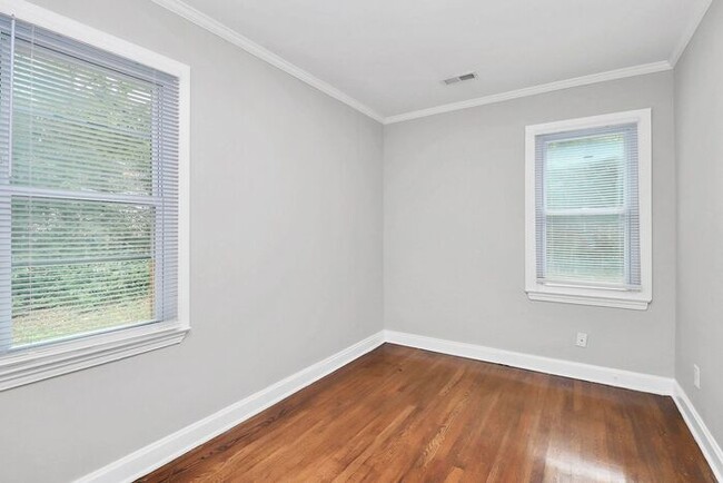 Building Photo - Charming 2BD/1BA Ranch in Druid Hills